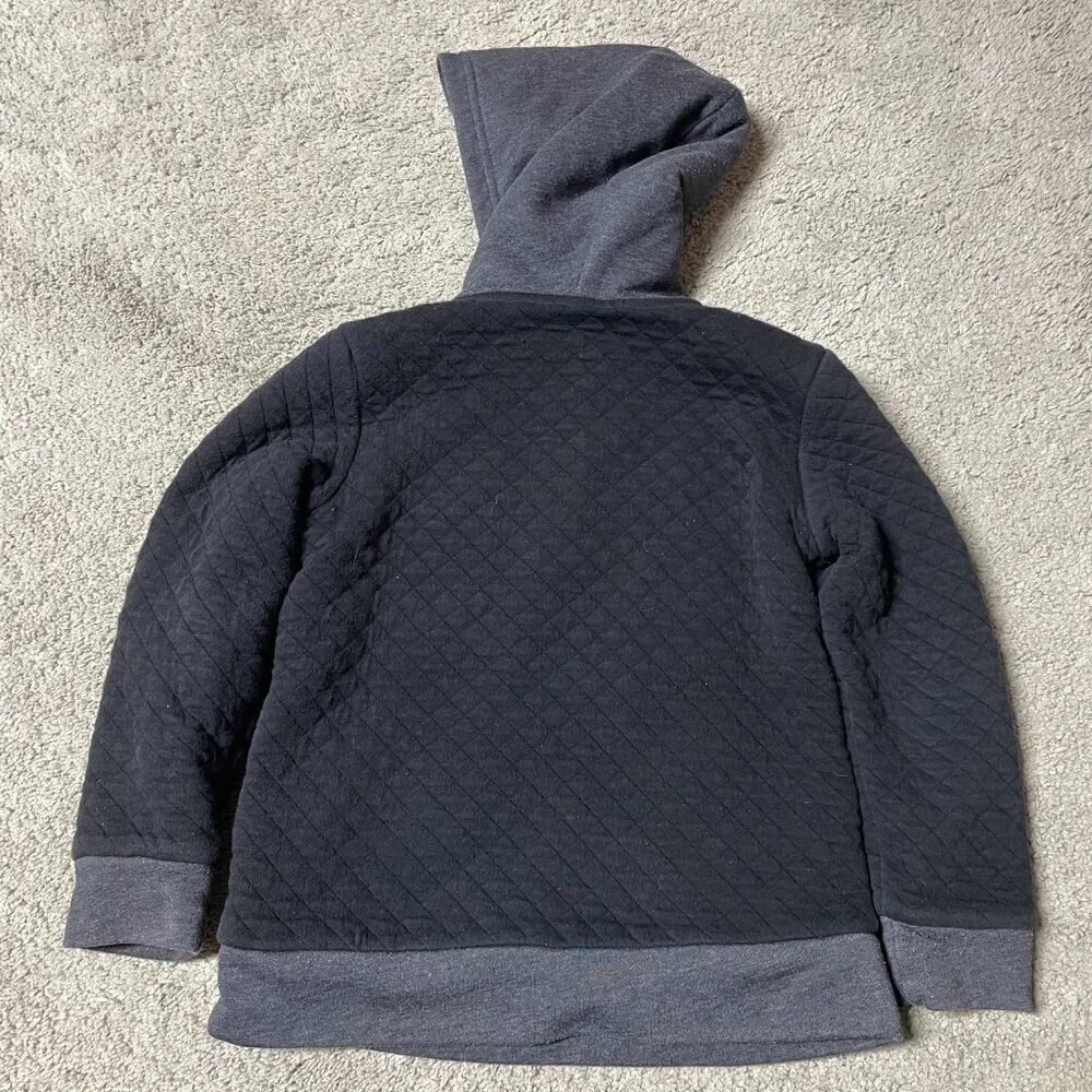 Old Navy Black and Gray Quilted Henley Hoodie Boys size small‎ 6-7